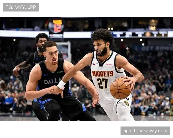 本赛季当贾马尔·穆雷得分30+时，掘金队战绩为18胜2负