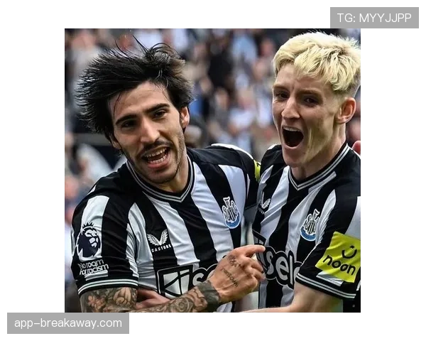 深度访谈：纽卡斯尔联队长谈更衣室会议：如何统一全队防守思想