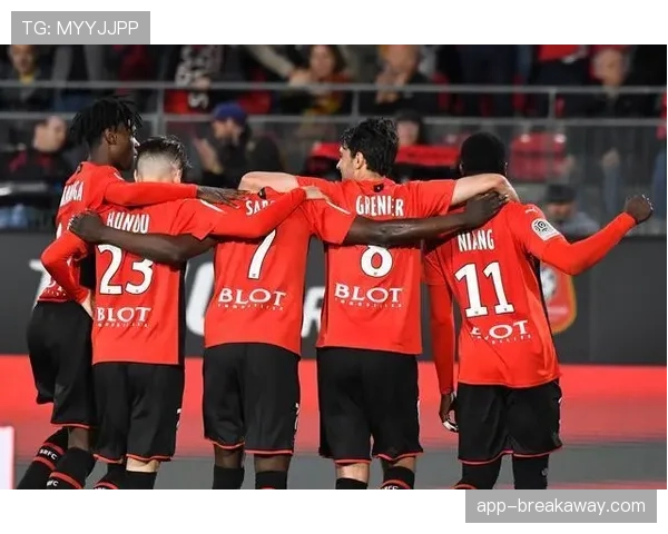 斯特拉斯堡vs雷恩伤病名单：双方各有4名球员无法出战